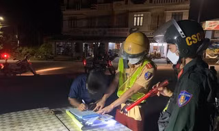 Hai tài xế bị khởi tố vì dùng giấy phép lái xe giả