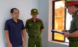 Lập công ty vận tải quốc tế làm 'bình phong' để buôn lậu