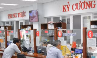 Đà Nẵng phát hiện 2 công chức nhận quà biếu sai quy định. 