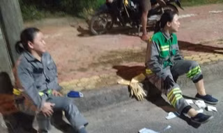Hai nữ lao công bị nhóm thanh niên đánh, bắn trọng thương