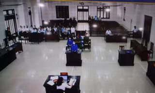 Cựu giám đốc CDC Đà Nẵng móc nối nhân viên Công ty Việt Á tham ô vật tư chống dịch