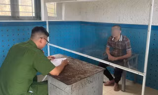Nguyễn Thành Minh tại cơ quan công an. Ảnh: CACC