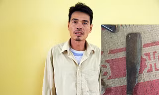 Đối tượng Tiến cùng tang vật. Ảnh: Công an Hưng Yên.