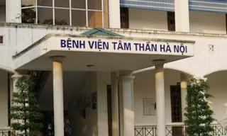 Bố bóp chết con 12 ngày tuổi vì... khóc