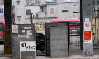 Rút ngắn thời gian quyết định tăng giá xăng dầu để hạn chế tình trạng găm giữ, bán nhỏ giọt. (Ảnh: Văn Điệp/TTXVN)