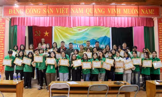 Chiến dịch Đông Ấm 2024 'Ánh dương miền sơn cước': Trao hy vọng, thắp ánh sáng
