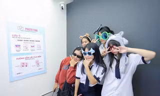 Photobooth - Trào lưu chụp ảnh gây sốt giới trẻ hiện nay
