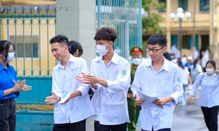 Thái Bình: Sĩ tử thở phào vì đề văn ‘vừa sức’ nhưng môn toán ‘không dễ dàng’