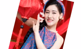 Vẻ đẹp gây thương nhớ của nữ Trung úy 9X