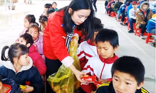 Hạnh phúc của mình là làm cho người khác được hạnh phúc