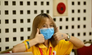 Sinh viên xoay xở nhưng không quên làm việc có ích trong những ngày mắc kẹt tại Hà Nội