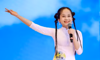 Nữ sinh trường THPT chuyên Ngoại ngữ giành giải Nhì cuộc thi Nhịp cầu Hán ngữ tại Trung Quốc 