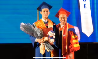 Á khoa Trường Đại học Sư phạm TP.HCM: 'Không có một nỗ lực học tập nào là hoang phí cả'