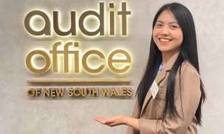 Cô gái Việt 2K1 chia sẻ bí kíp làm việc trong cơ quan chính phủ Úc