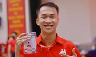 Hành trình cùng bệnh nhân cần máu vượt qua đại dịch của chàng ‘chiến sĩ áo đỏ’