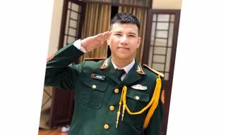 Cựu cầu thủ bóng đá Sông Lam Nghệ An hứa hẹn ‘lột xác’ hoàn toàn với sự nghiệp ca hát