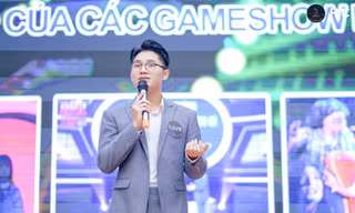 Anh Vũ – Chàng sinh viên trường Luật đam mê nghề “cầm mic”