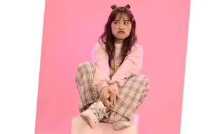 Cô nàng Sơn La bị nhầm là người nước ngoài khi cover "In the City of Love"