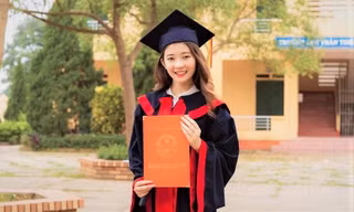 Thủ khoa khối C tỉnh Phú Thọ: Cực kỳ xinh đẹp và ước mơ trở thành luật sư