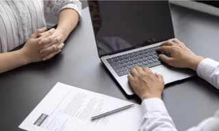 Chuyên gia gợi ý cách viết CV dành cho sinh viên: Hãy bắt đầu sớm và hiểu chính mình 