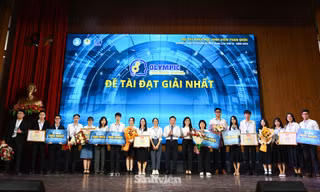 Sinh viên Việt Nam trưởng thành từ sân chơi khoa học