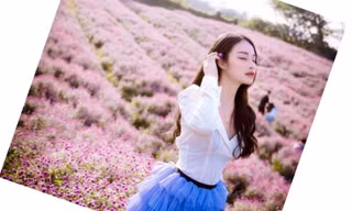 Lạc vào ‘xứ sở thần tiên’ cùng cô gái Quảng Bình mang nét đẹp mộng mơ