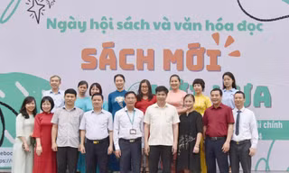 'Sách mới lời xưa' - Hội sách Học viện Tài chính thu hút hơn 5000 sinh viên tham dự 