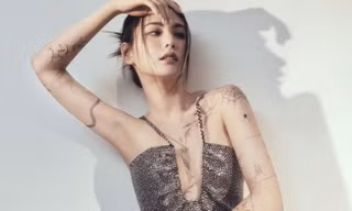 Mỹ nhân Hàn đẹp nhất thế giới xóa hình xăm khắp cơ thể