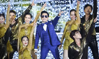 Dàn ca sĩ 'đốt cháy' đêm thi áo tắm ở Hoa hậu Việt Nam