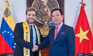 Mister Grand Venezuela 2023 thăm Đại sứ quán Việt Nam tại Venezuela
