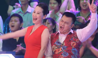 Chỉ 3 phút, NSND Tự Long cùng nhạc sĩ Giáng Son làm thơ, phổ nhạc, hát xẩm cực hay