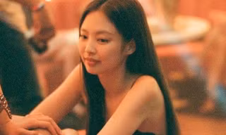 Showbiz 14/6: Tranh luận cảnh Jennie (BlackPink) dùng đóng thế trong bộ phim 18+