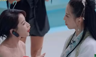 Showbiz 6/5: Khán giả bật cười khi Thái Thiếu Phân dạy Chi Pu nói tiếng Trung