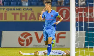 B.Bình Dương 1-1 CLB Hà Nội: Tiến Linh ghi bàn thắng đầu tiên tại giải