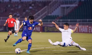 Hoàng Anh Gia Lai thua sát nút nhà đương kim Á quân J-League