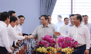 Thủ tướng yêu cầu Long An tập trung thúc đẩy 3 động lực tăng trưởng