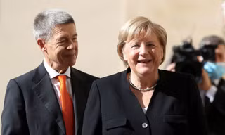 Thủ tướng Đức Angela Merkel và Phu quân. (Ảnh: Reuters)