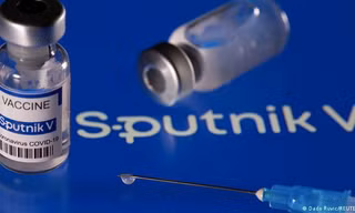 Một liều vắc-xin Sputnik V. (Ảnh: Reuters)