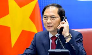 Bộ trưởng Ngoại giao Bùi Thanh Sơn tại cuộc điện đàm. (Ảnh: Mofa)