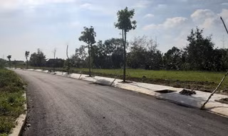 'Đại gia' lấp sông phân lô bán nền 'chấn động' miền Tây