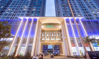 Chủ đầu tư dự án chung cư Eco Green City bị xử phạt vì thu tiền phí gửi xe cao so với quy định và phải trả lại gần 700 triệu đồng tiền thu chênh cho cư dân.