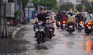 TP.HCM đón đỉnh triều cường