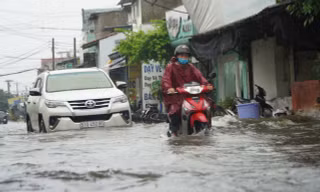 Mùa mưa TPHCM năm nay kết thúc muộn, mưa trái mùa xuất hiện nhiều thời gian tới