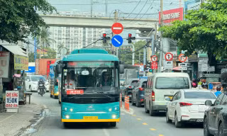 TPHCM: Đi xe buýt và metro sẽ dùng chung hệ thống vé điện tử