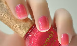 Nail hồng ngọt ngào cho ngày 8-3