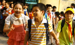 Làm sao để mỗi ngày đến trường là một ngày vui? Ảnh: Hồng Vĩnh.