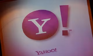 Yahoo quét email để giúp FBI săn khủng bố