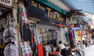 Nhà 17 Hàng Ngang (Hà Nội).