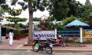 Trường mần non thị trấn Đầm Dơi. Ảnh: Nhân dân. 