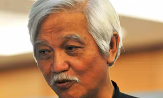 Nhà sử học Dương Trung Quốc.